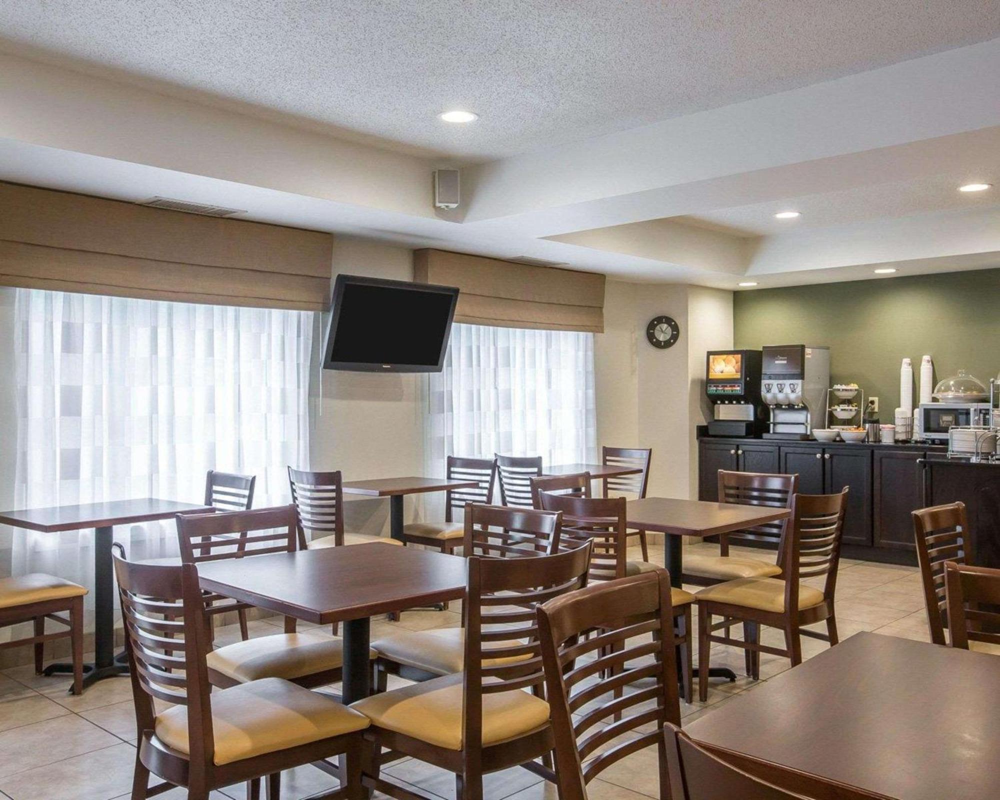 Sleep Inn & Suites Queensbury - Lake George Zewnętrze zdjęcie