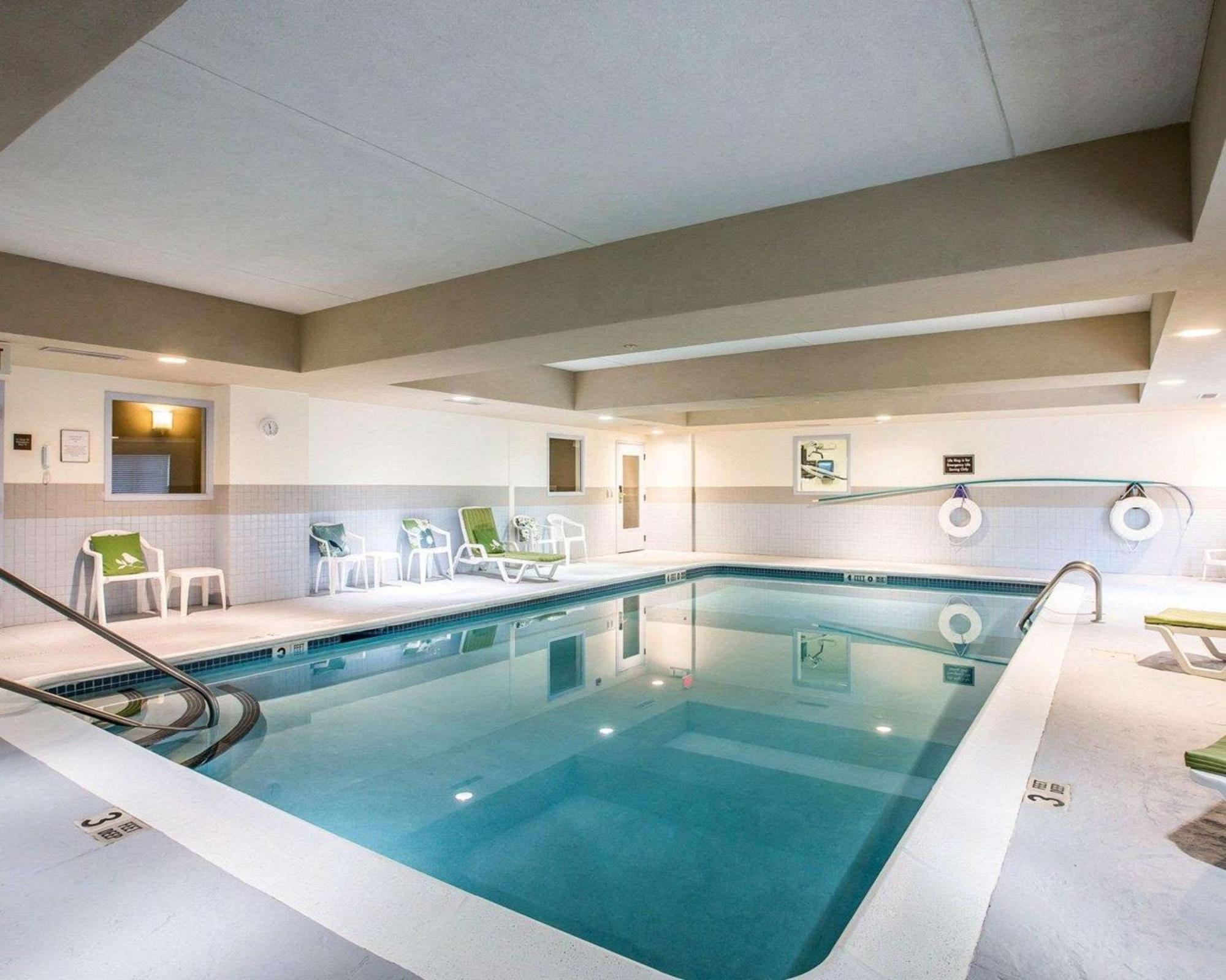 Sleep Inn & Suites Queensbury - Lake George Zewnętrze zdjęcie