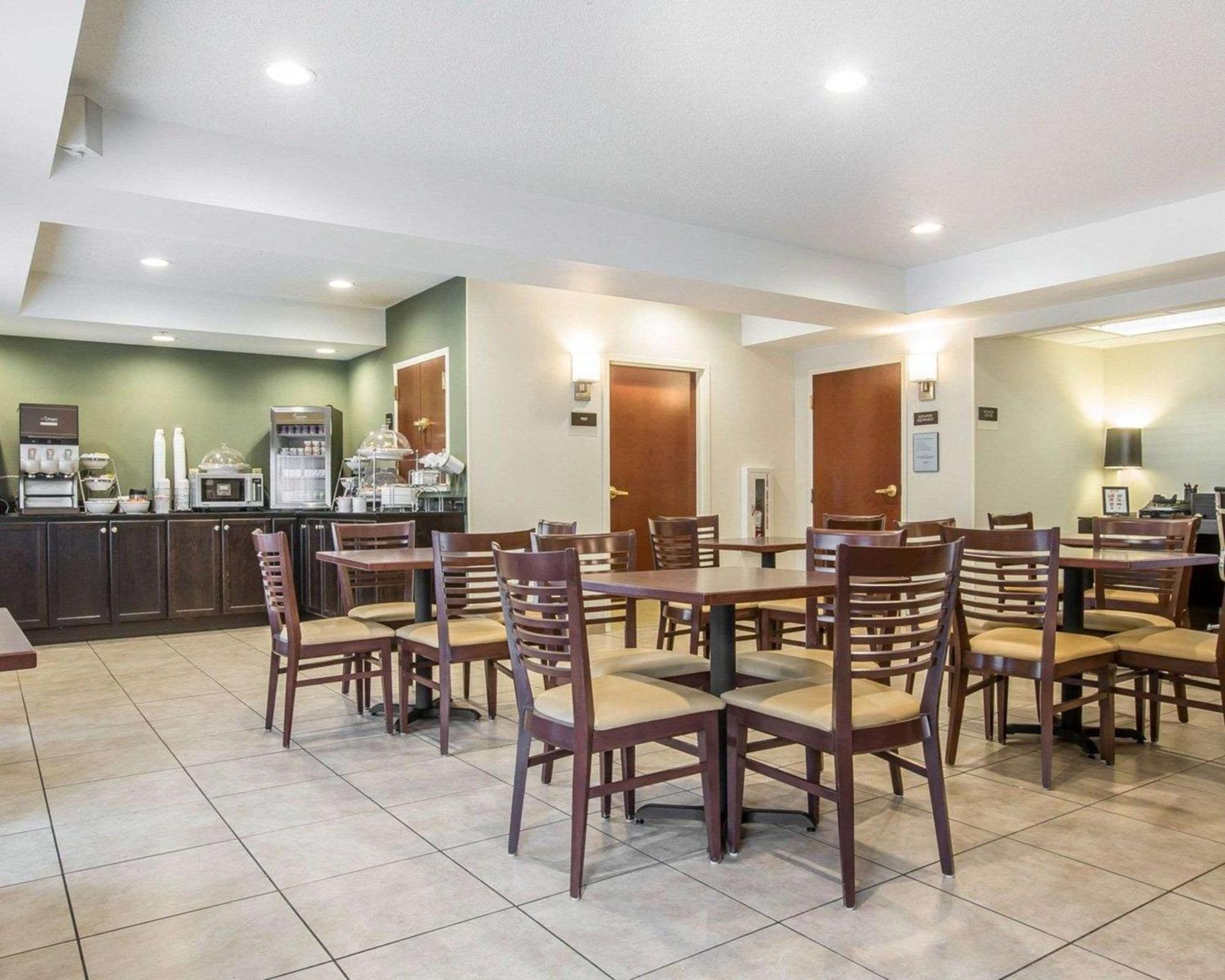 Sleep Inn & Suites Queensbury - Lake George Zewnętrze zdjęcie